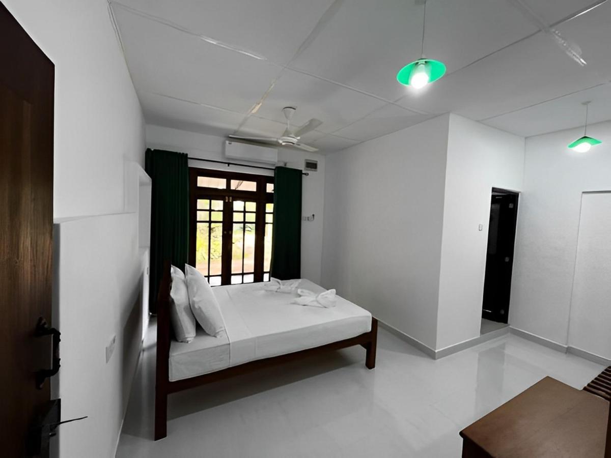 Water Front Home Stay And Resort Anuradhapura Zewnętrze zdjęcie