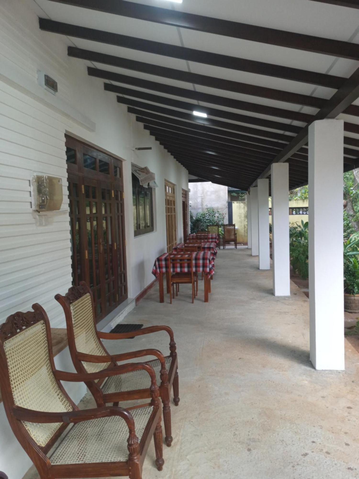 Water Front Home Stay And Resort Anuradhapura Zewnętrze zdjęcie