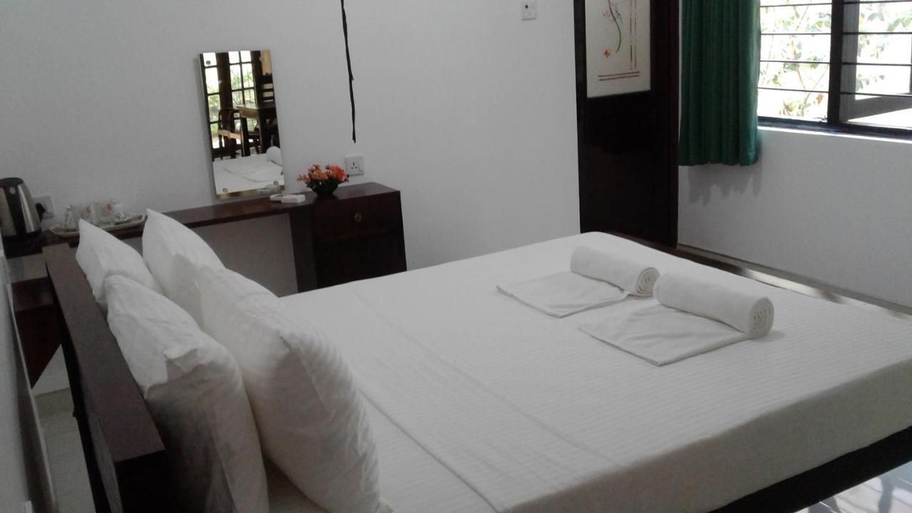Water Front Home Stay And Resort Anuradhapura Zewnętrze zdjęcie