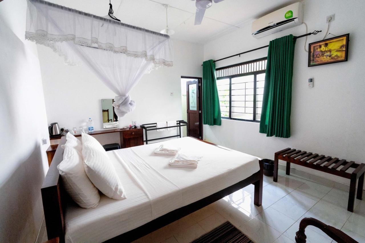 Water Front Home Stay And Resort Anuradhapura Zewnętrze zdjęcie