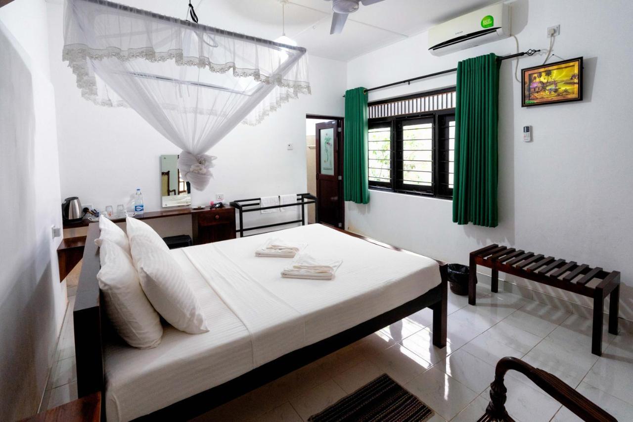 Water Front Home Stay And Resort Anuradhapura Zewnętrze zdjęcie